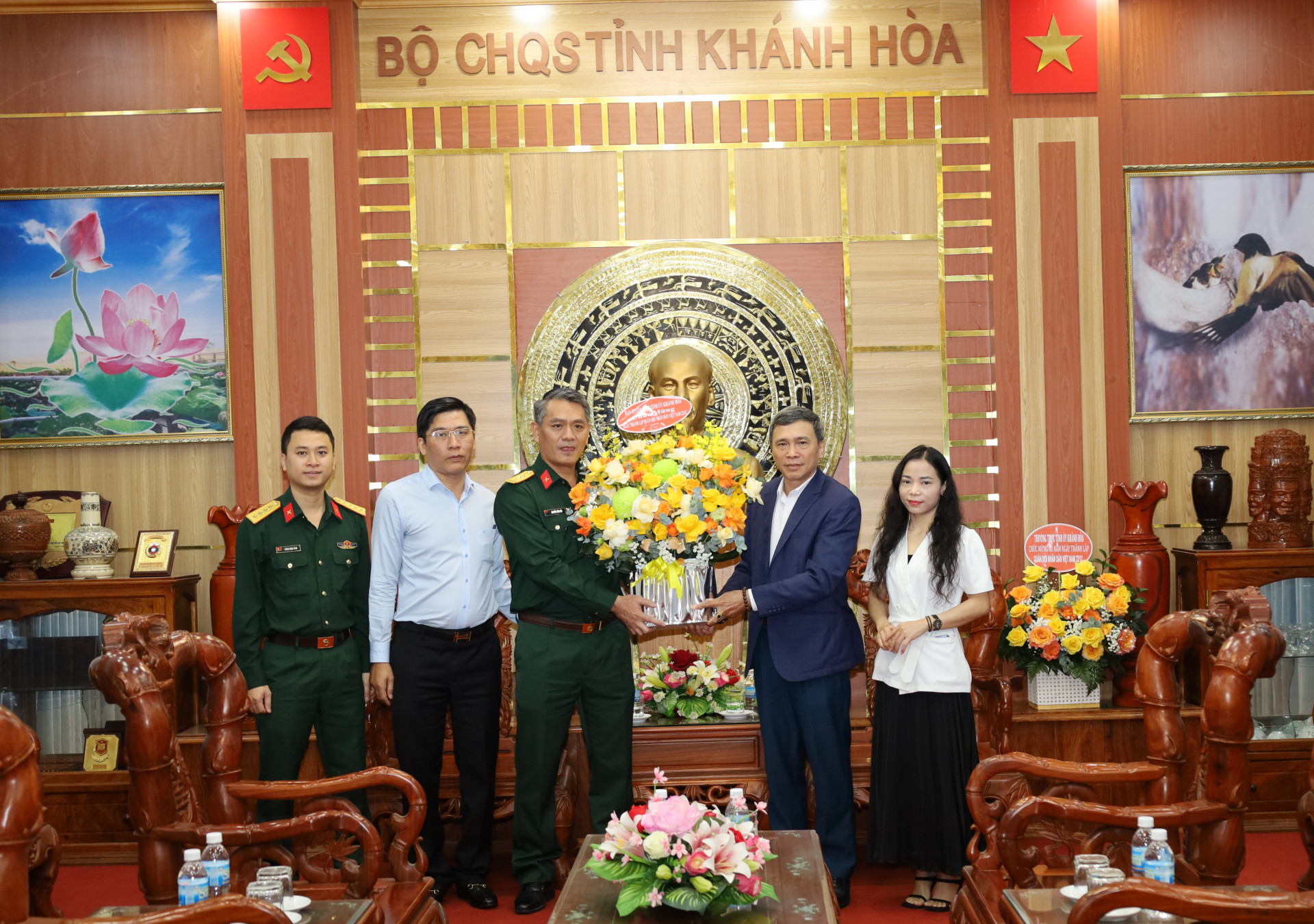 Ban Tuyên giáo Tỉnh ủy thăm, chúc mừng các đơn vị Quân đội trên địa bàn tỉnh